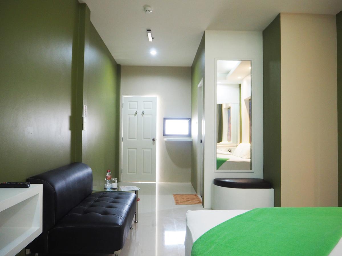 Motel Fruit House Pattaya à Bang Lamung Extérieur photo