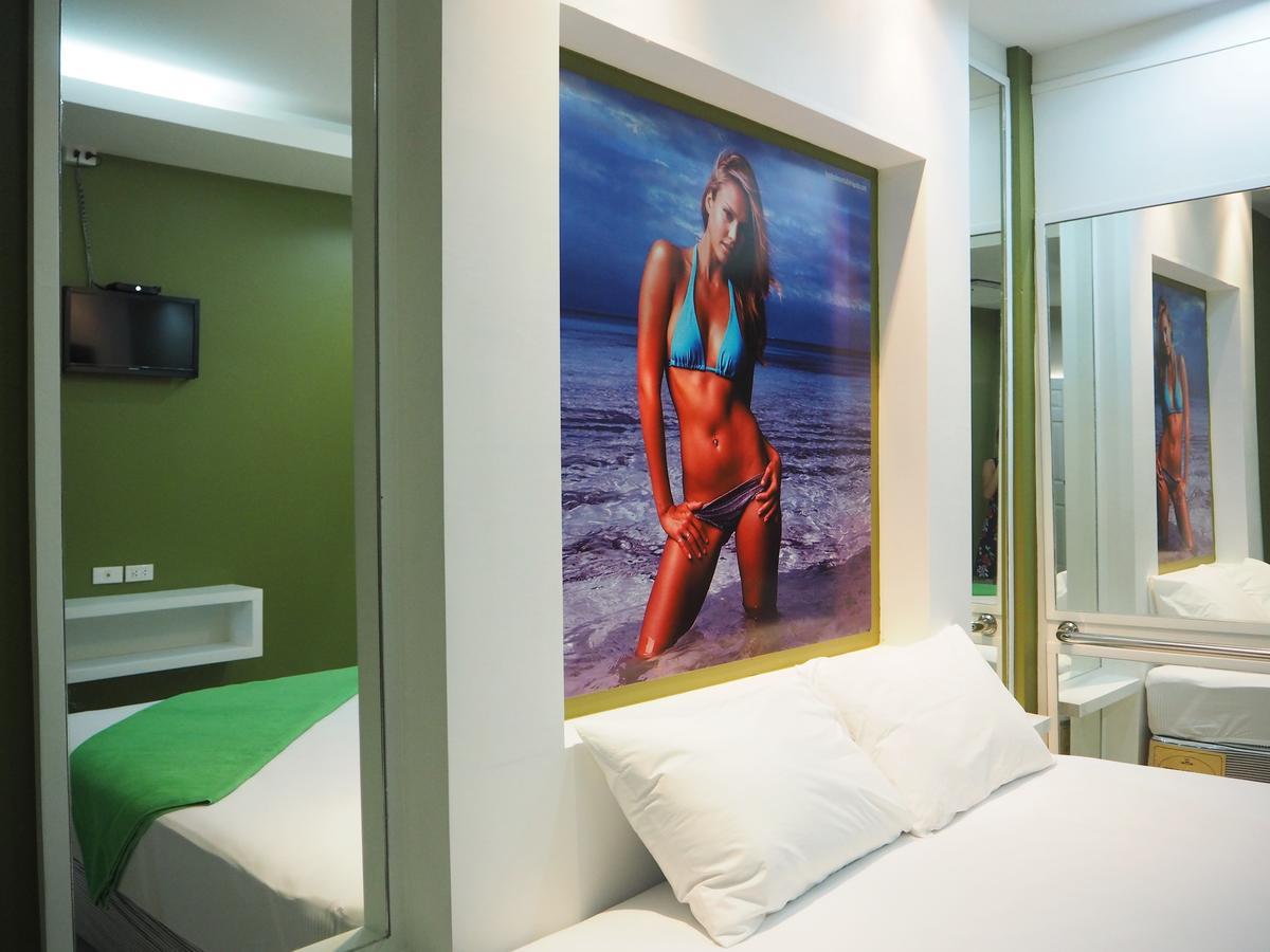 Motel Fruit House Pattaya à Bang Lamung Extérieur photo