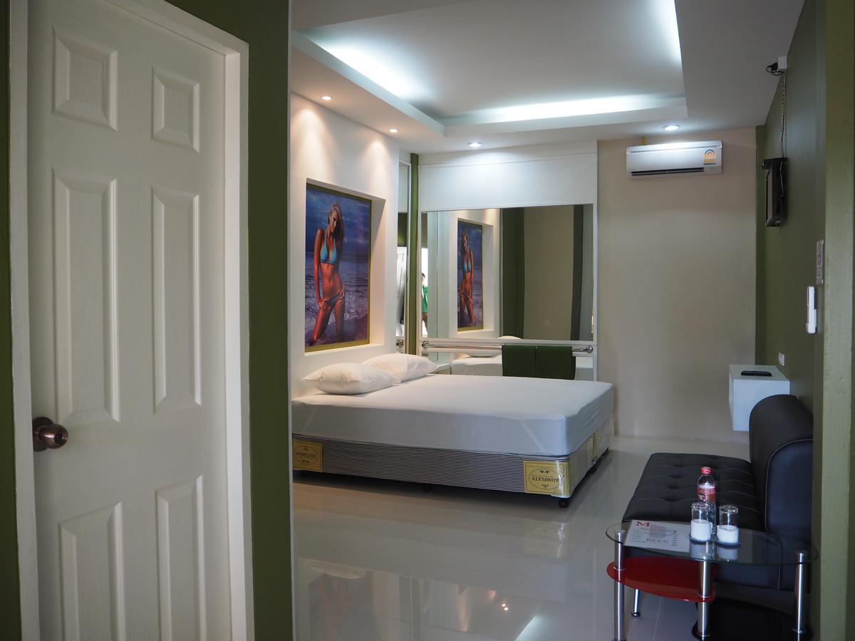 Motel Fruit House Pattaya à Bang Lamung Extérieur photo